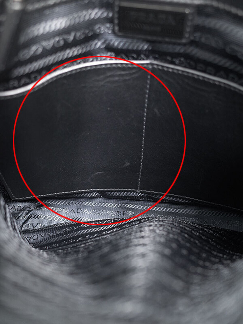 Prada embossed logo bag messenger leather Black - Picture 4 of 9